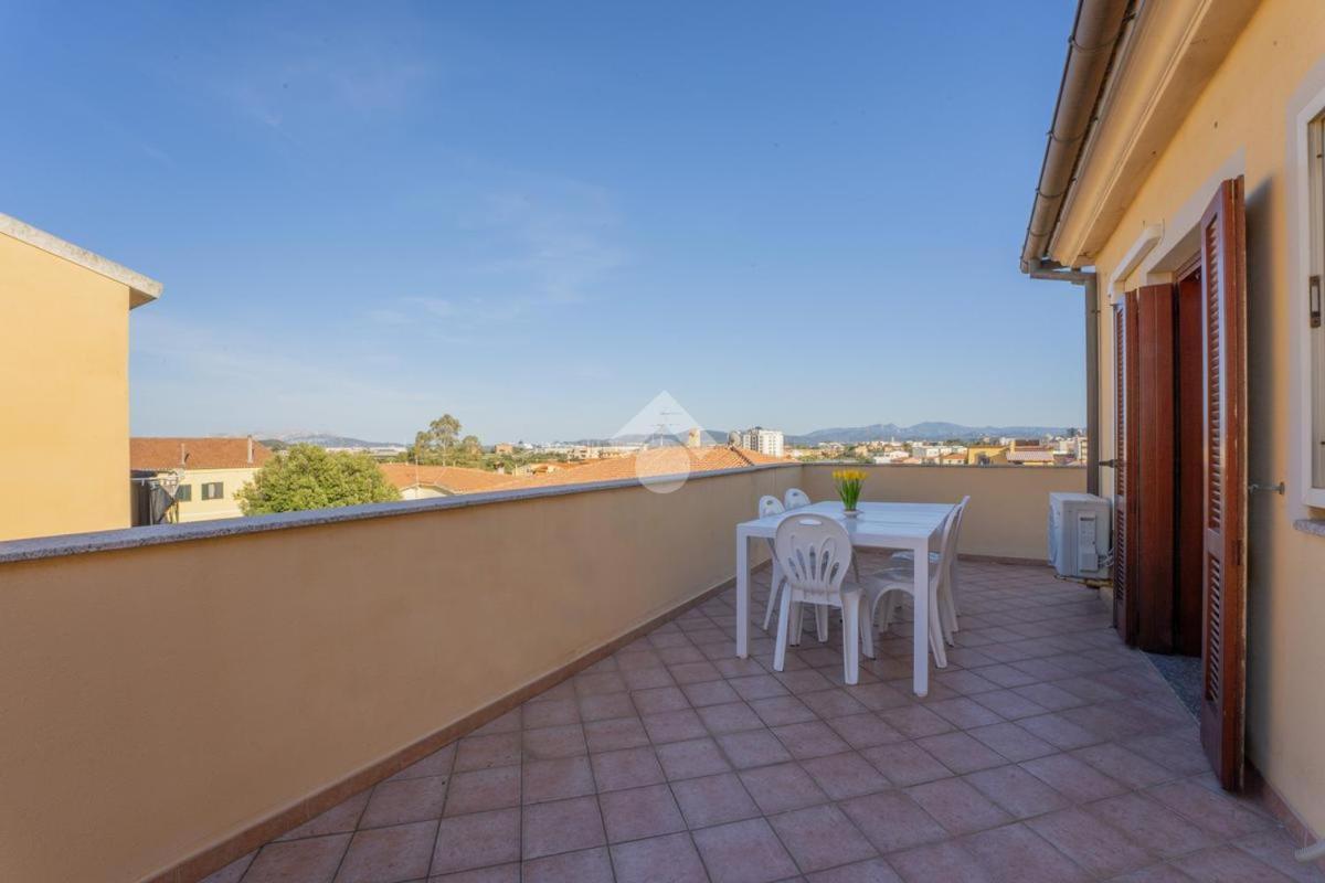 Apartment L'attico Di Loredo Olbia